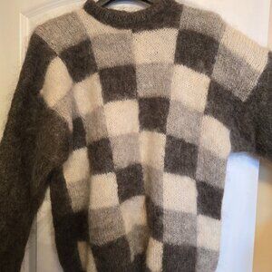 Handknit Unisex Wool Sweater (XL)